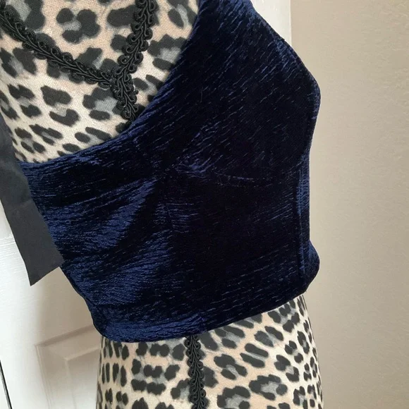 En Saison Navy Velvet Tank Top - Picture 12 of 12